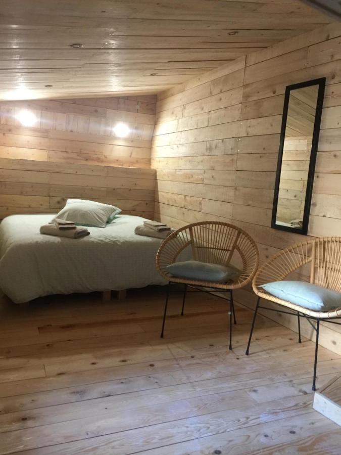Chambres D'Hotes La Voute Volonne Екстериор снимка